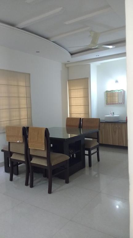 Hitech Shilparamam Guest House Hyderabad Bagian luar foto