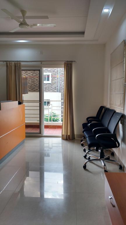 Hitech Shilparamam Guest House Hyderabad Bagian luar foto